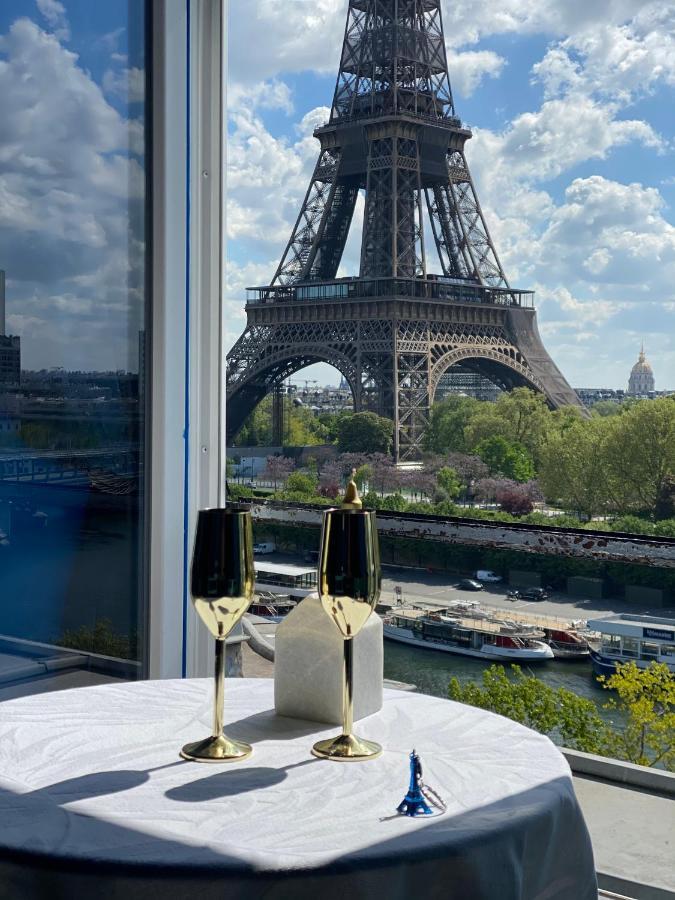 Eiffel Tower Romantic View Apartamento París Exterior foto
